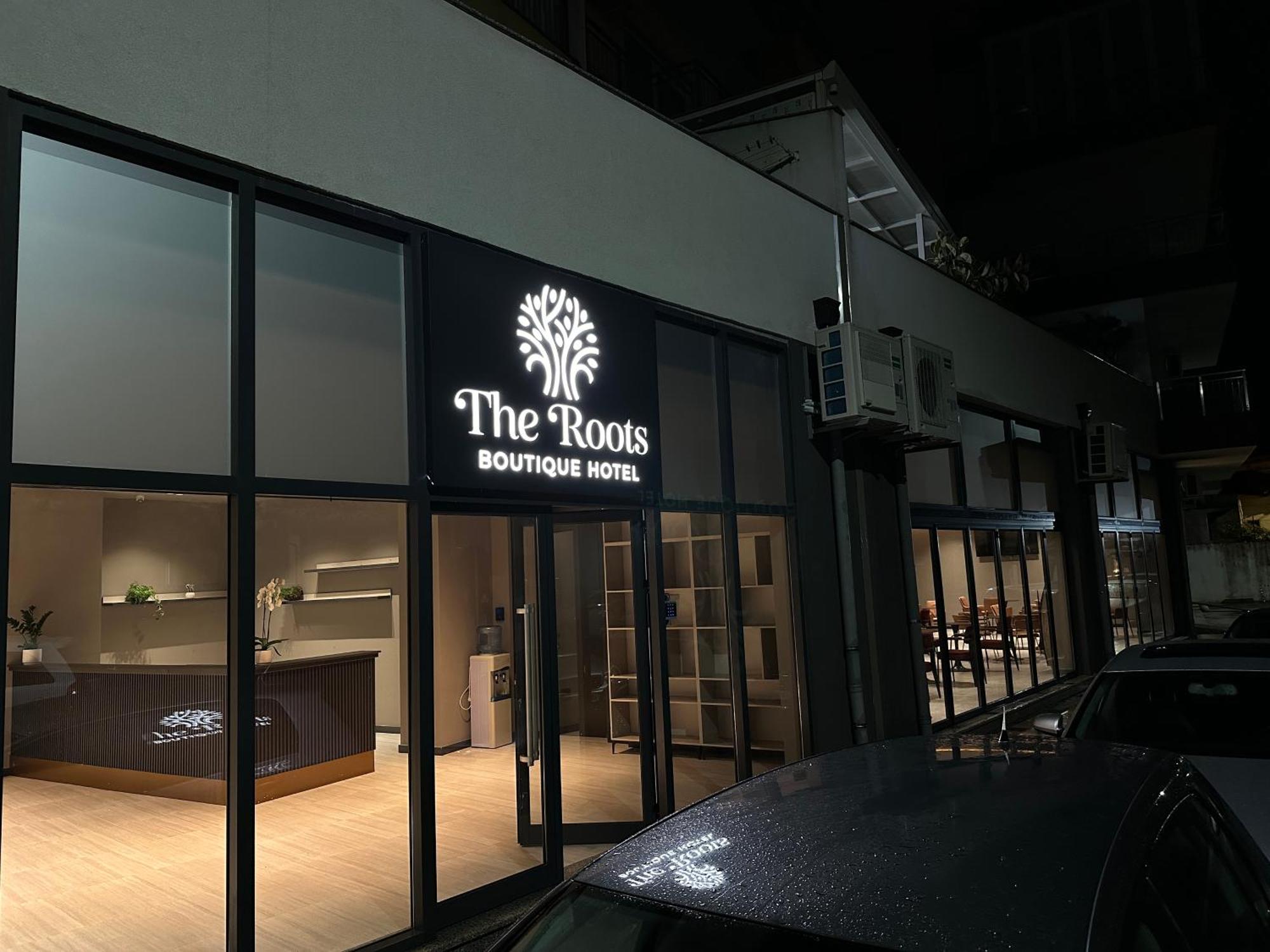 The Roots Boutique Hotel Shkodër Exteriör bild